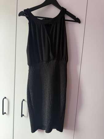 Kleid schwarz Grösse S Abendkleid glitzer Strass neuwertig