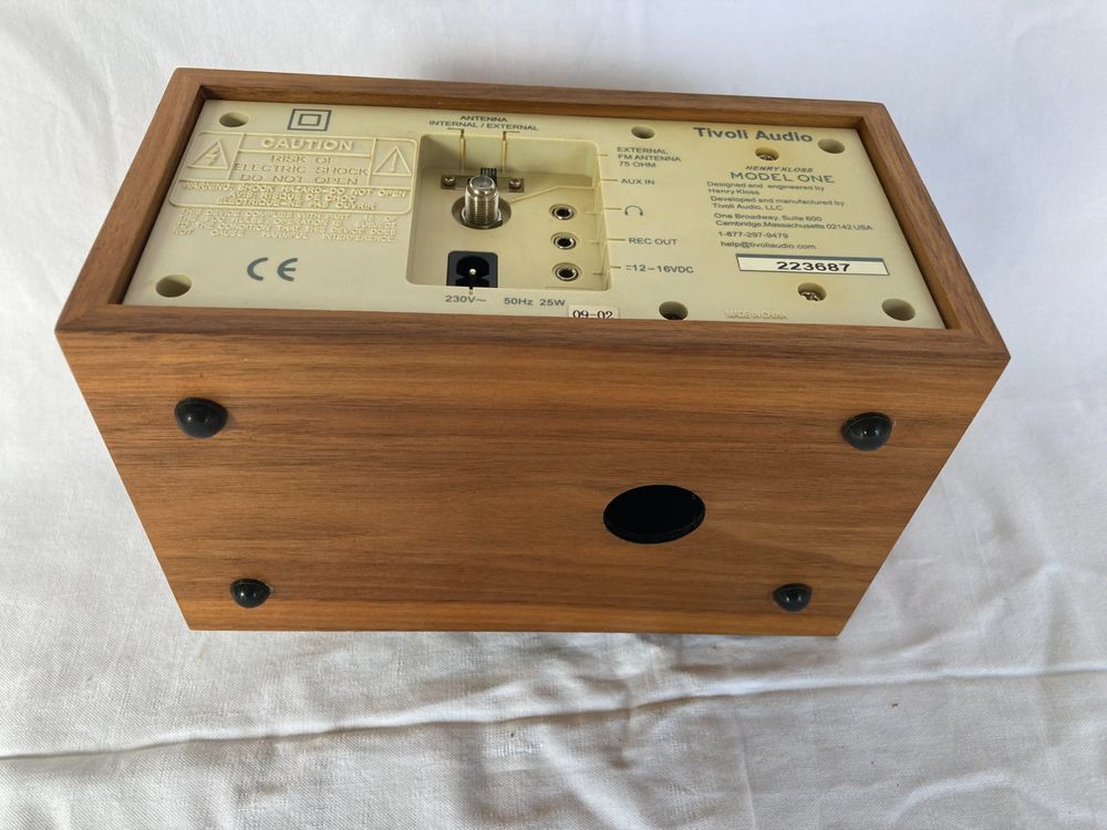Radio TIVOLI AUDIO Modele ONE Henry Kloss Kaufen auf Ricardo
