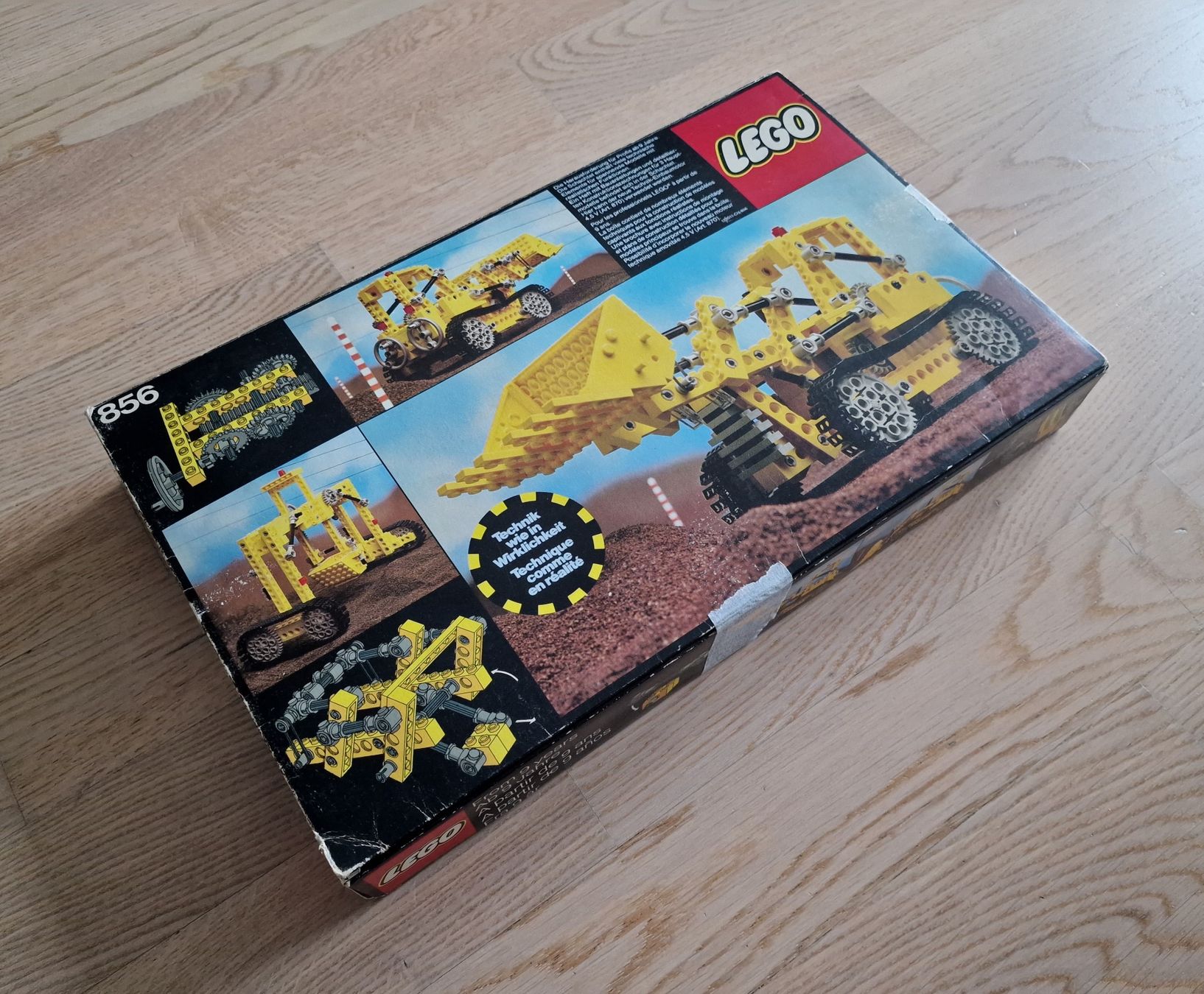 Lego Kit di costruzioni: LEGO TECHNIC 856 Bulldozer mit OVP / Originalverpackung – Usato da Birsfelden venduto da Dealgoenner24 5
