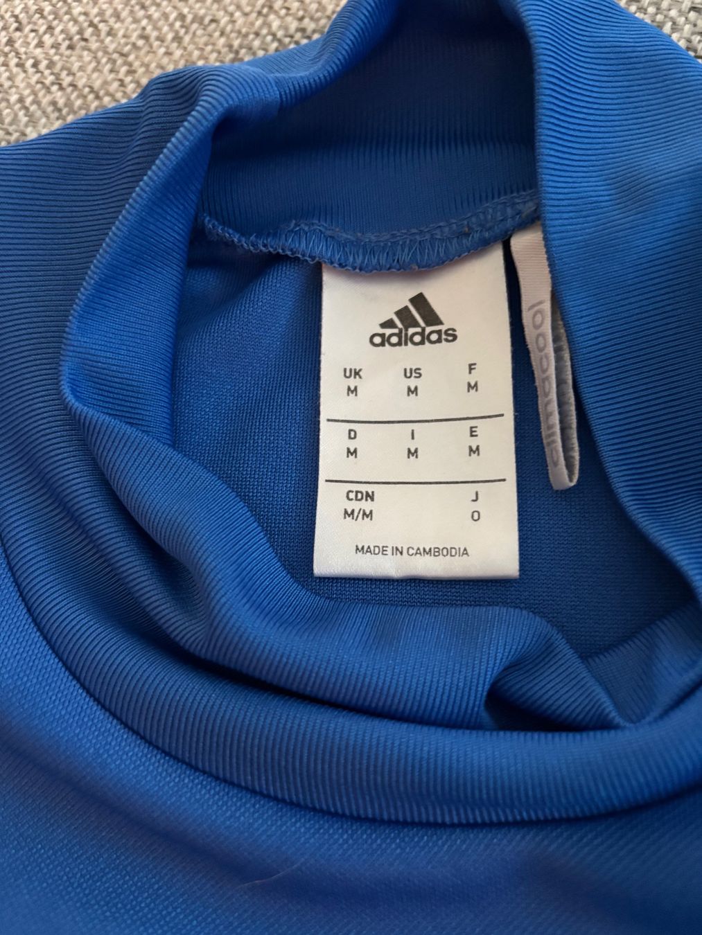 Adidas Canottiere & Pantaloni: Adidas ClimaCool Trainingspulli Gr. M Blau – Usato da Bülach venduto da bjoernbenny 7