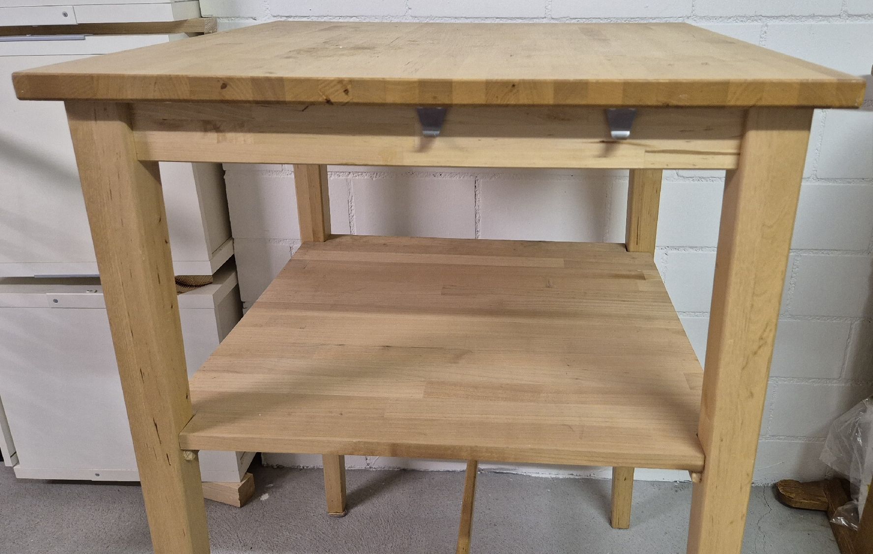 Ikea Tavoli: Ikea Bar-Tisch (70x70cm) – Usato da Oberrohrdorf venduto da Steebeeli 1