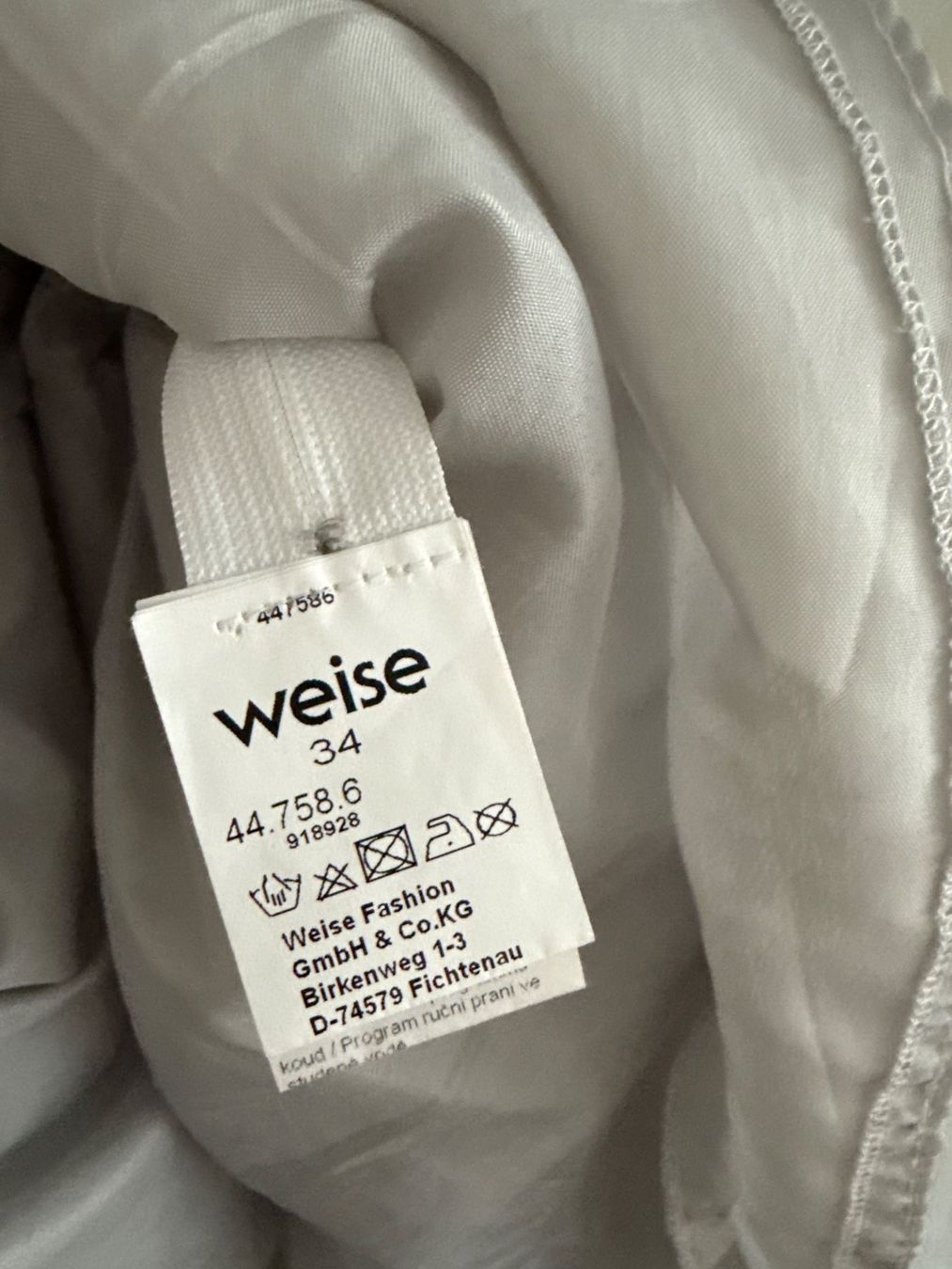 Robes: Wunderschönes Blumen Cocktailkleid Gr.34 – D'occasion à Schönenwerd par d.chiara 8