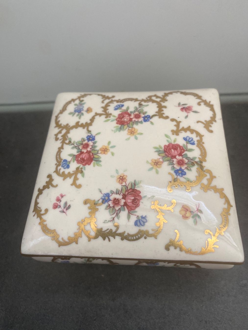 Geschirrsets: Porzellan Dose Vintage – Gebraucht aus Baden von swiss-alps 2