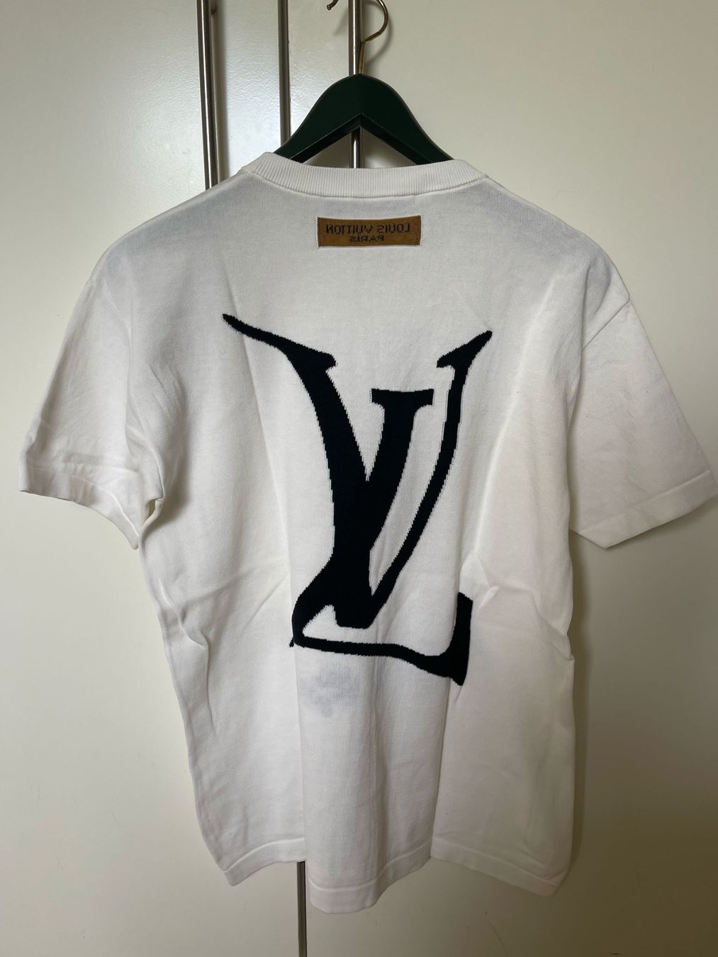 Louis Vuitton T-shirt: LOUIS VUITTON T_SHIRT UNISEX OVERSIZED "ENDGOAL" – Nuovo (secondo la descrizione) da Kleinwangen venduto da giuespo 1