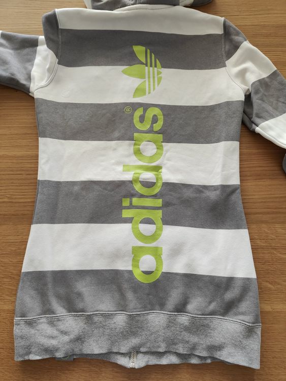 Adidas Maglioni & Felpe: Adidas Original Hoodie 36 lang – Usato da Oberuzwil venduto da Umlobo 4