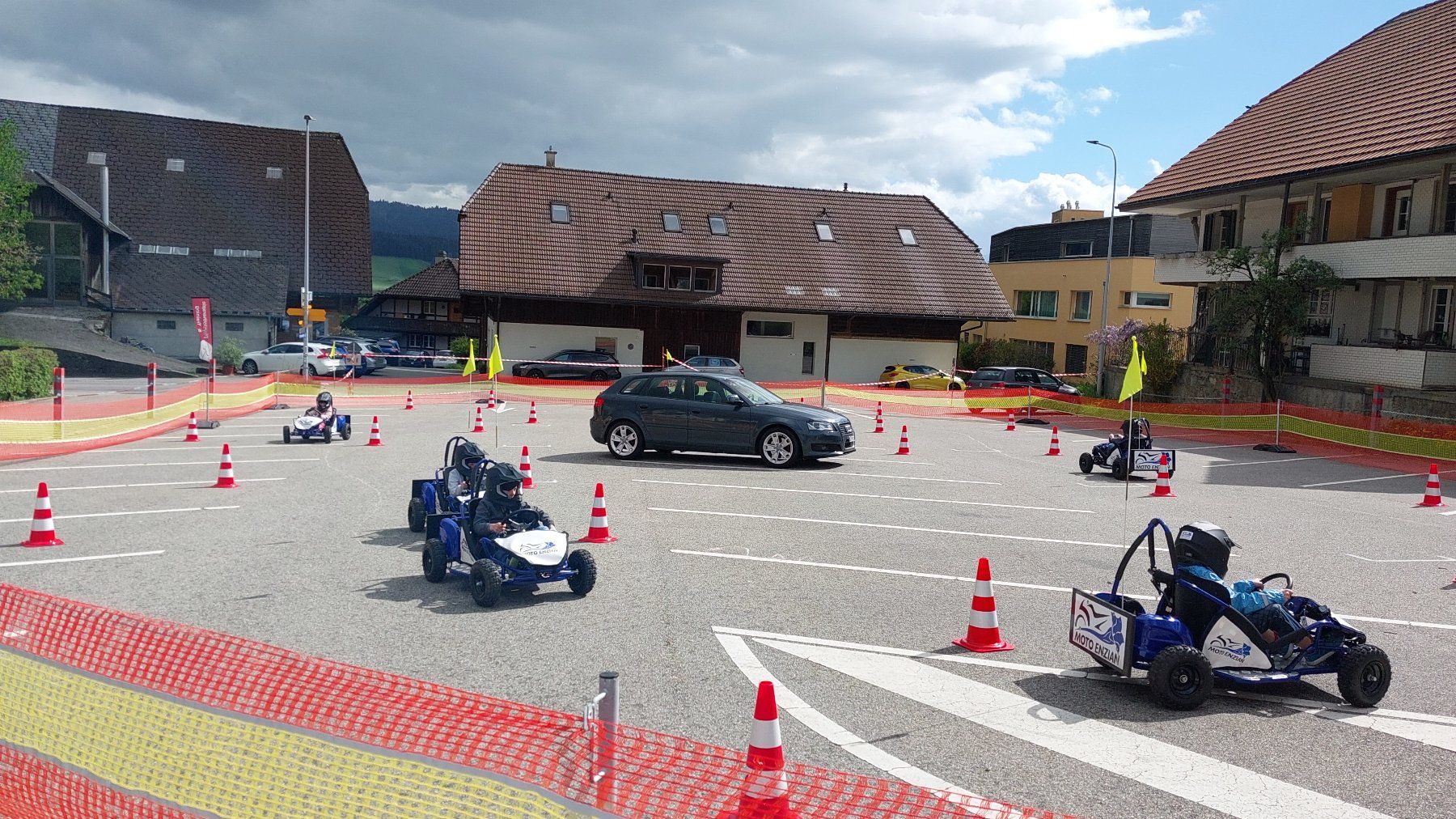 Mini Quads: Kinder E-Buggy______der Elektropower-Spass für junge Piloten – Gebraucht aus Bowil von MotoEnzianGmbH 1