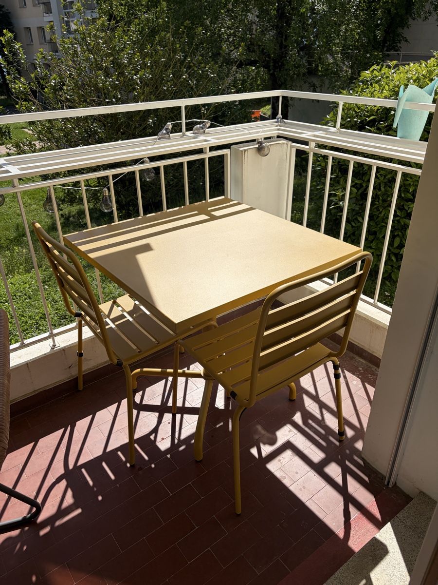 Tische: Table de balcon – Gebraucht aus Lausanne von mai_75ny 1