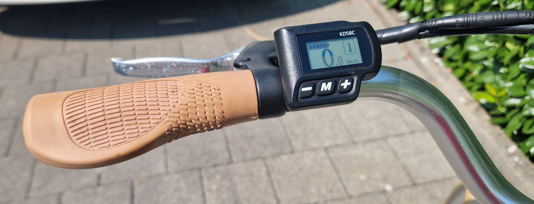 Zenith Bikes Velos: E-Bike Zenith Damen neuwertig – Gebraucht aus Neuendorf von Tuba2901 4