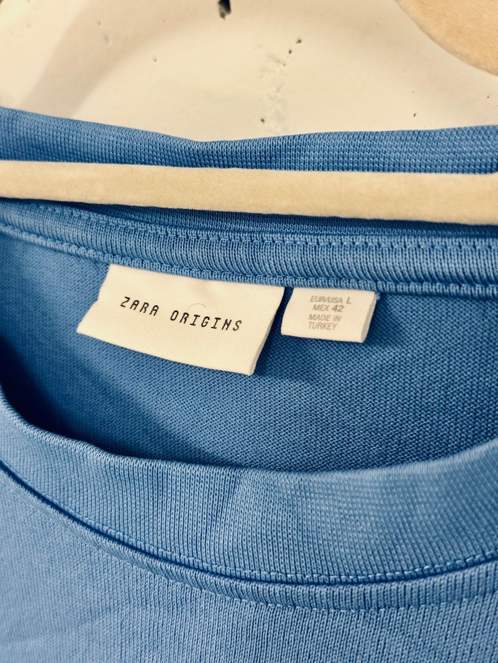 Zara T-shirt: ZARA T-Shirt Blau Grösse L – Nuovo (secondo la descrizione) da Ennetbaden venduto da DanielCPH 2