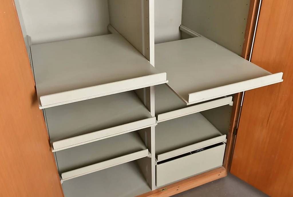Schränke: Borge Mogensen Kleiderschrank – Gebraucht aus Zürich von IndividumCH 3