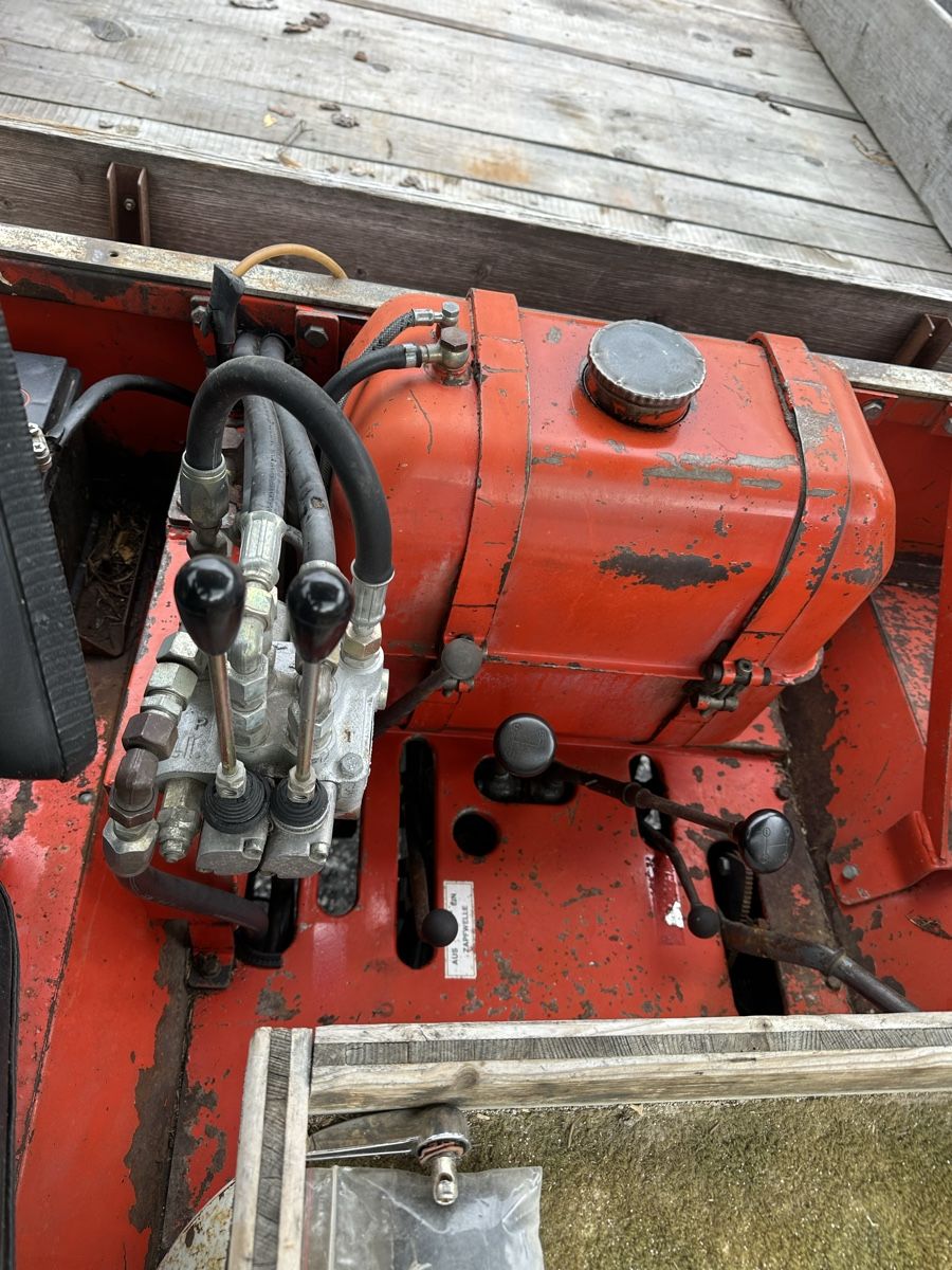Lindner Tracteurs: Lindner  3500 – D'occasion à Klosters Dorf par armin94 3