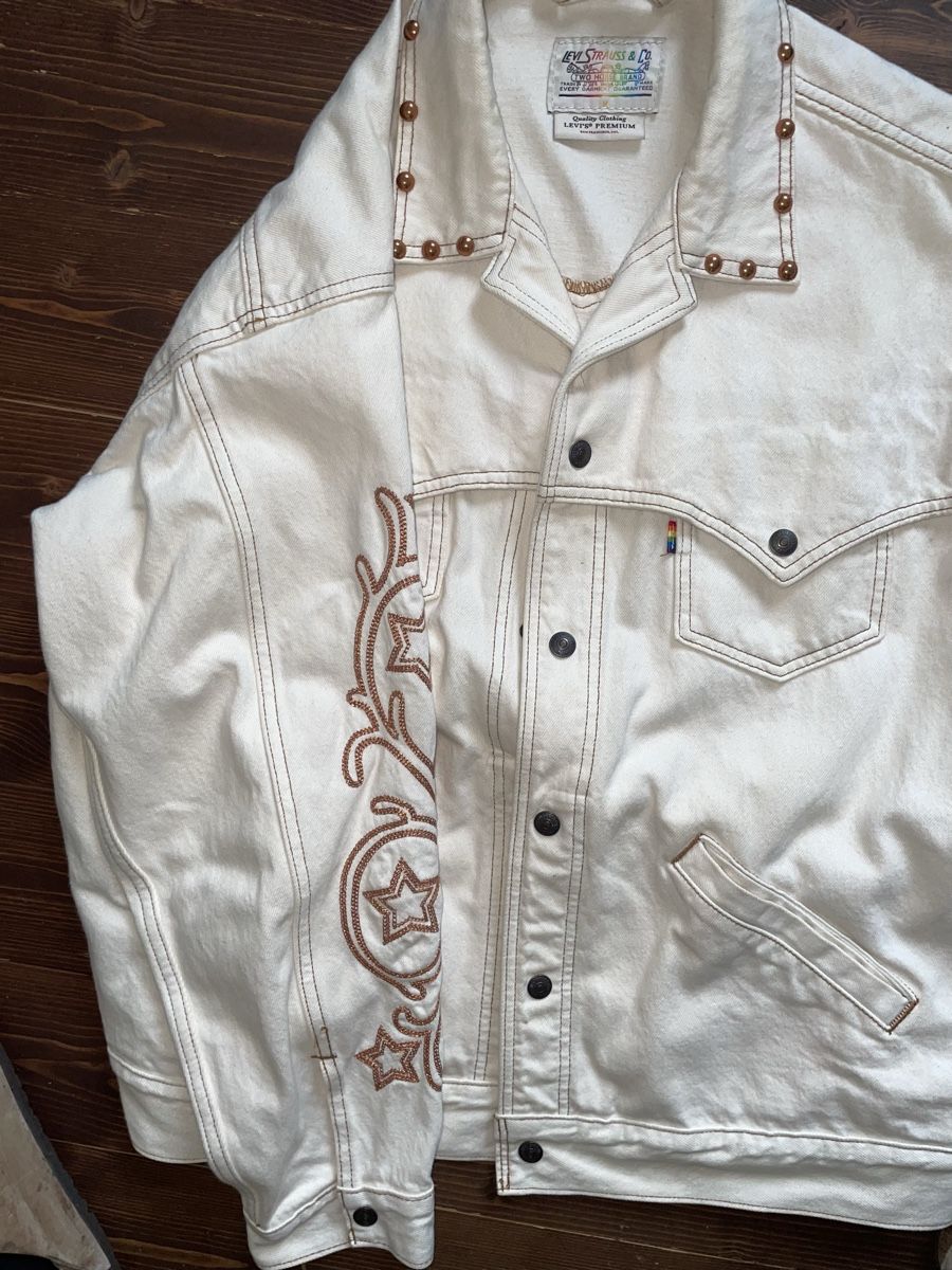 Levi's Jacken: Denim Jacke Levis „Rainbow Rodeo“ – Gebraucht aus Birsfelden von user_1 2