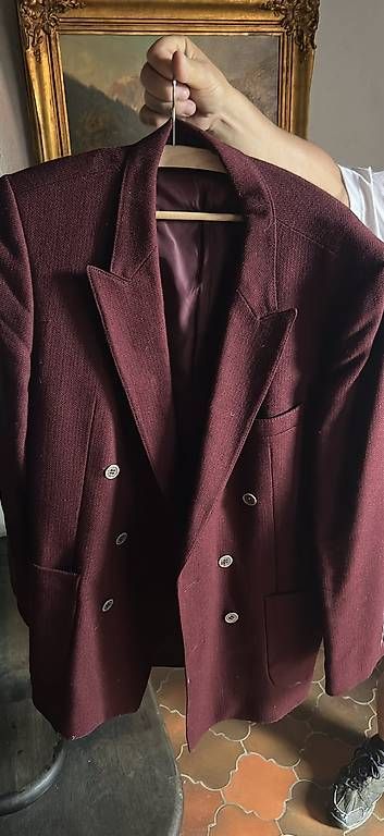 Vestes: Blazer croisé Confe, taille 54 – D'occasion à Chapelle (Glâne) par ruf_w9fl