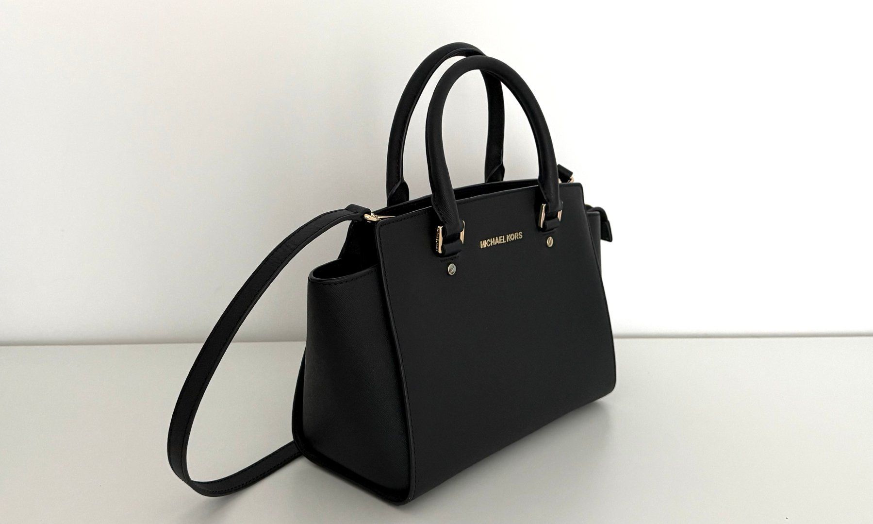 Michael Kors Borse da donna: Henkeltasche Michael Kors schwarz – Usato da Männedorf venduto da Liberty05 4