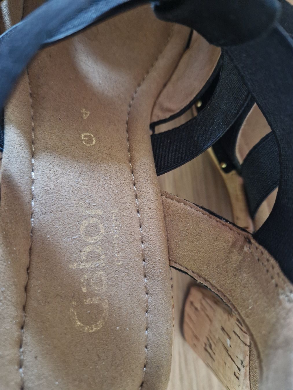 Gabor Damenschuhe: Gabor Sandale 37 schwarz – Gebraucht aus Lichtensteig von Cocabana_16 5