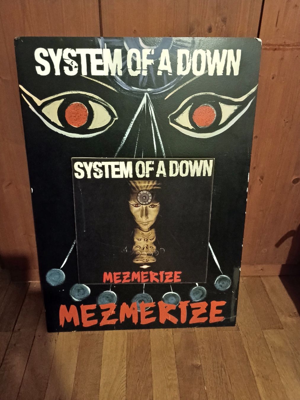 Schilder: SYSTEM OF A DOWN Werbeaufsteller – Gebraucht aus Schaffhausen von gen_267m