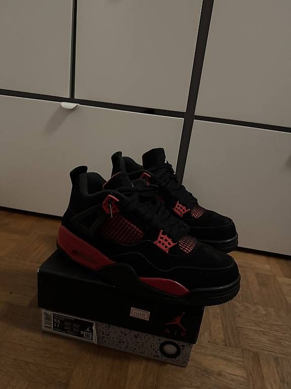 Scarpe da uomo: Air Jordan 4 red thunder – Usato da Morges venduto da bir_9rsr 2