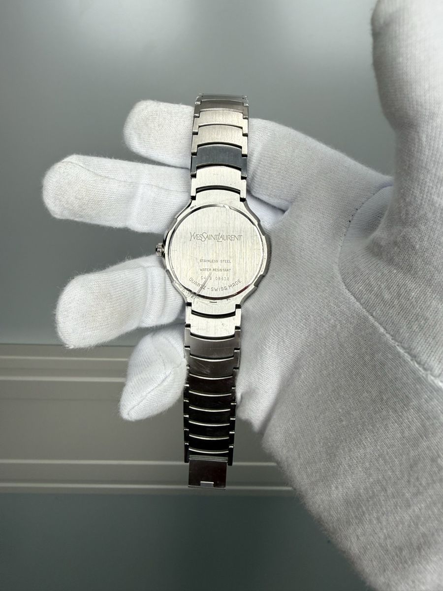 Saint Laurent Montres: Vintage YSL watch – D'occasion à Lausanne par Unehistoiredesapes 1