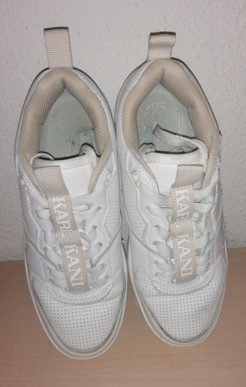 Herrenschuhe: Karl Kani Turnschuhe - Grösse 38.5 – Gebraucht aus Brunnadern von -Amarilis-