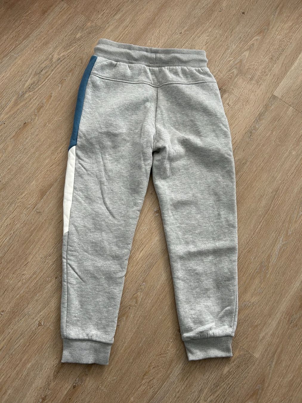 Pantaloni: Jogginghose von "TAO" Gr. 128 – Usato da Zumikon venduto da meter03 1