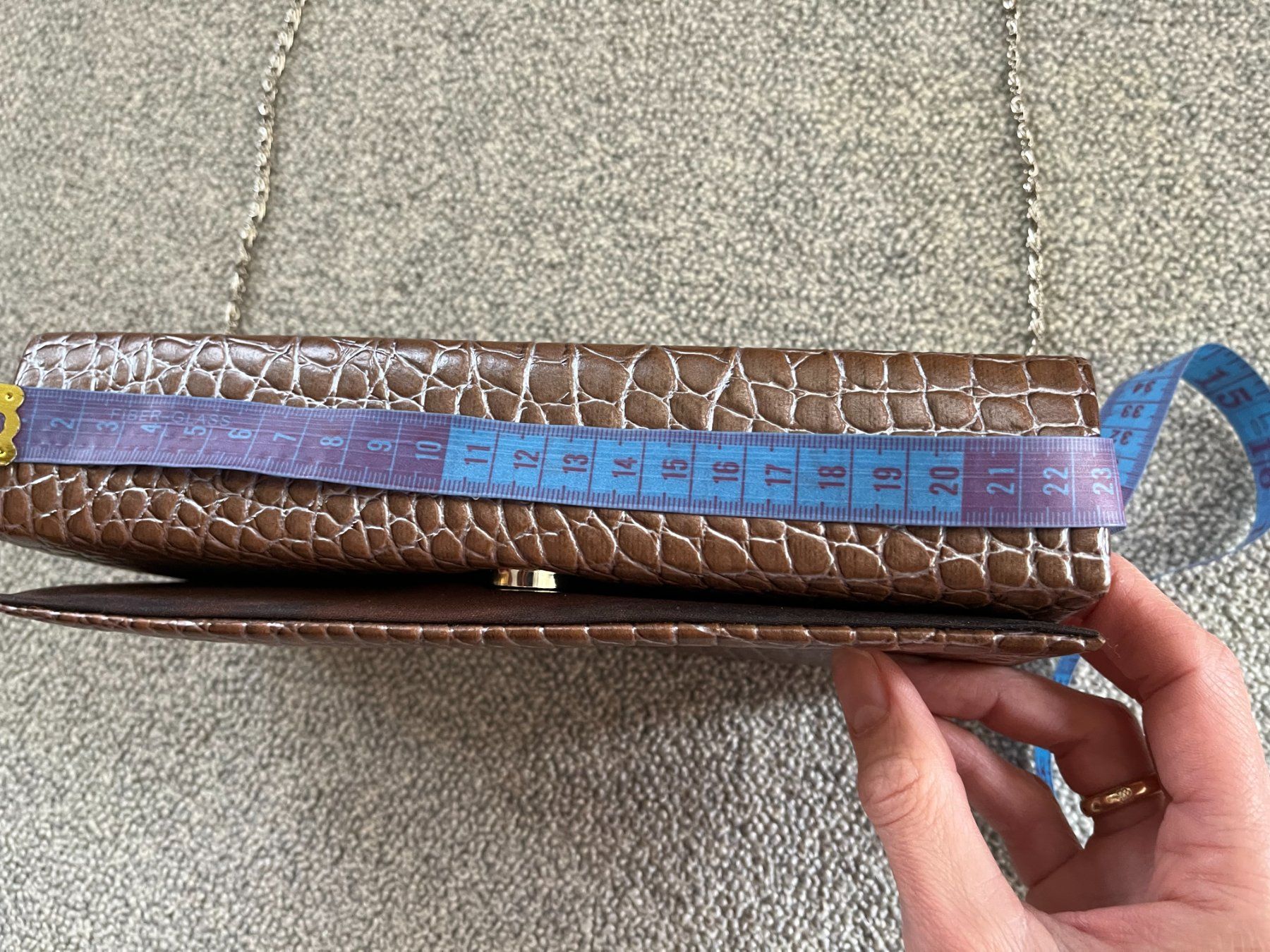 Taschen für Damen: Clutch Fabrikneu – Neu und originalverpackt aus Kleindöttingen von nev_tn7c 2