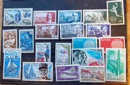 FRANCE timbres neufs ** ~1970