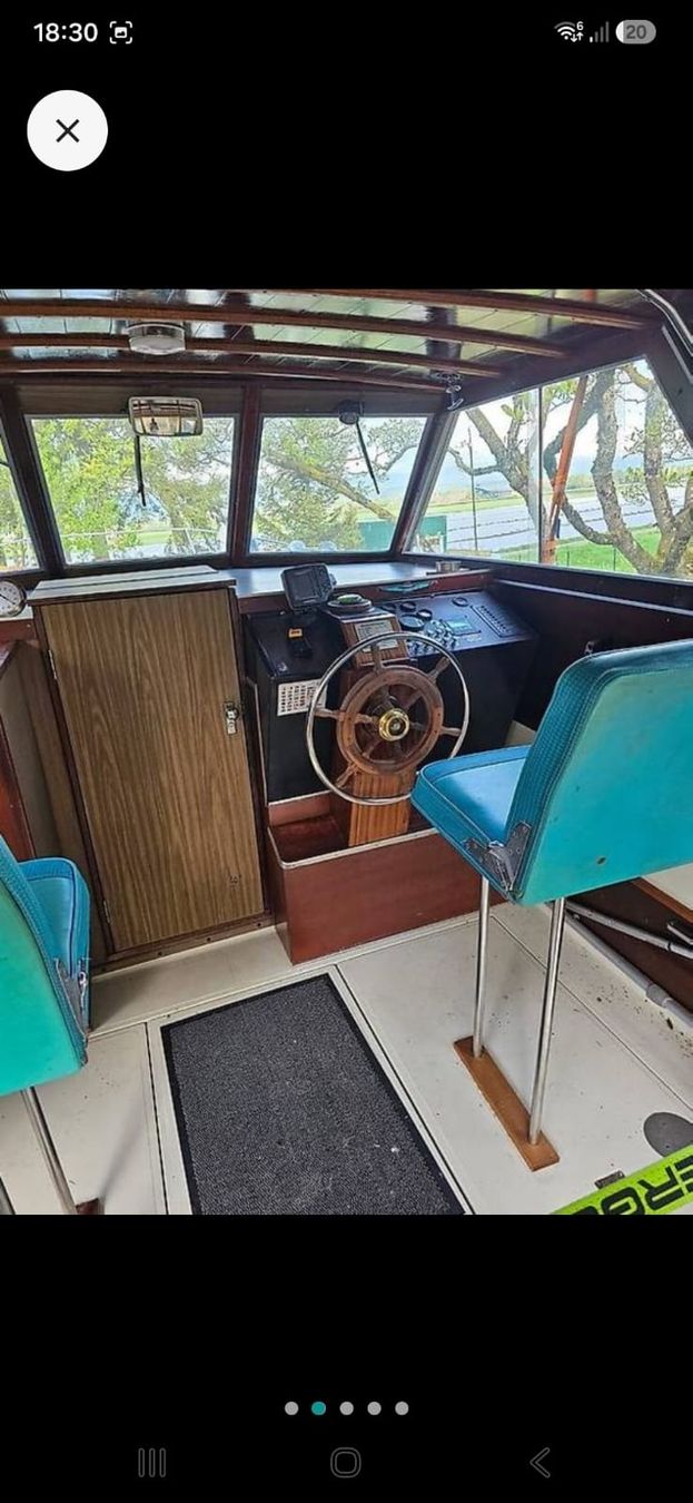 Bateaux: Tollycraft Boot – D'occasion à Galmiz par eggerswerkstatt 1