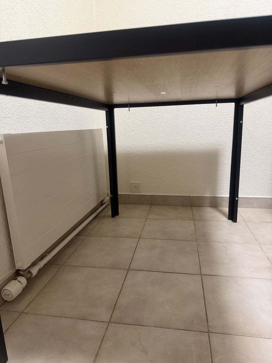 Tische: Table à manger – Gebraucht aus Corcelles NE von mic_262j 1