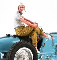 Figurine: Helle Nice - Pilote de course Bugatti 1920s (1:18)