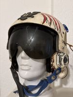 Fliegerhelm Custom Lackierung mit Adler und Flaggen 1970er