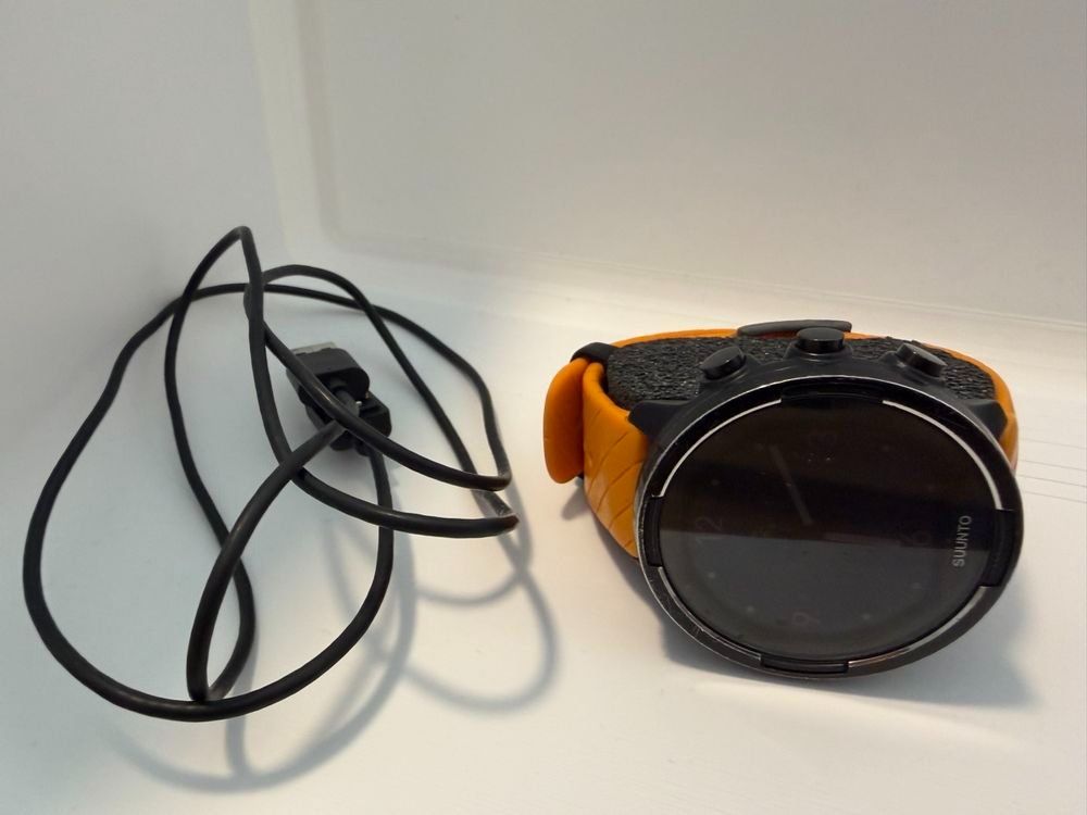 Suunto Smartwatch: Suunto 9 Baro Black – Usato da Lausanne venduto da noe_5cjz 1