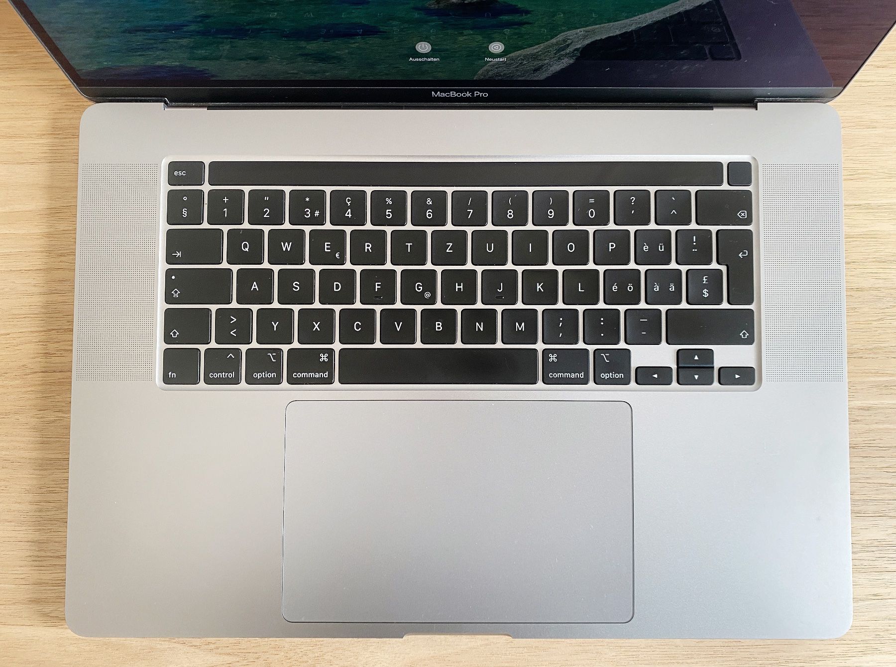 Apple Notebook: MacBook Pro 16 Zoll – Usato da Luzern venduto da peers 1