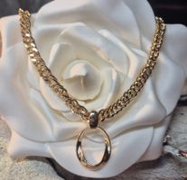 Collana con ciondolo ovale oro nuovo