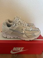 NIKE ZOOM VOMERO 5 CHROM