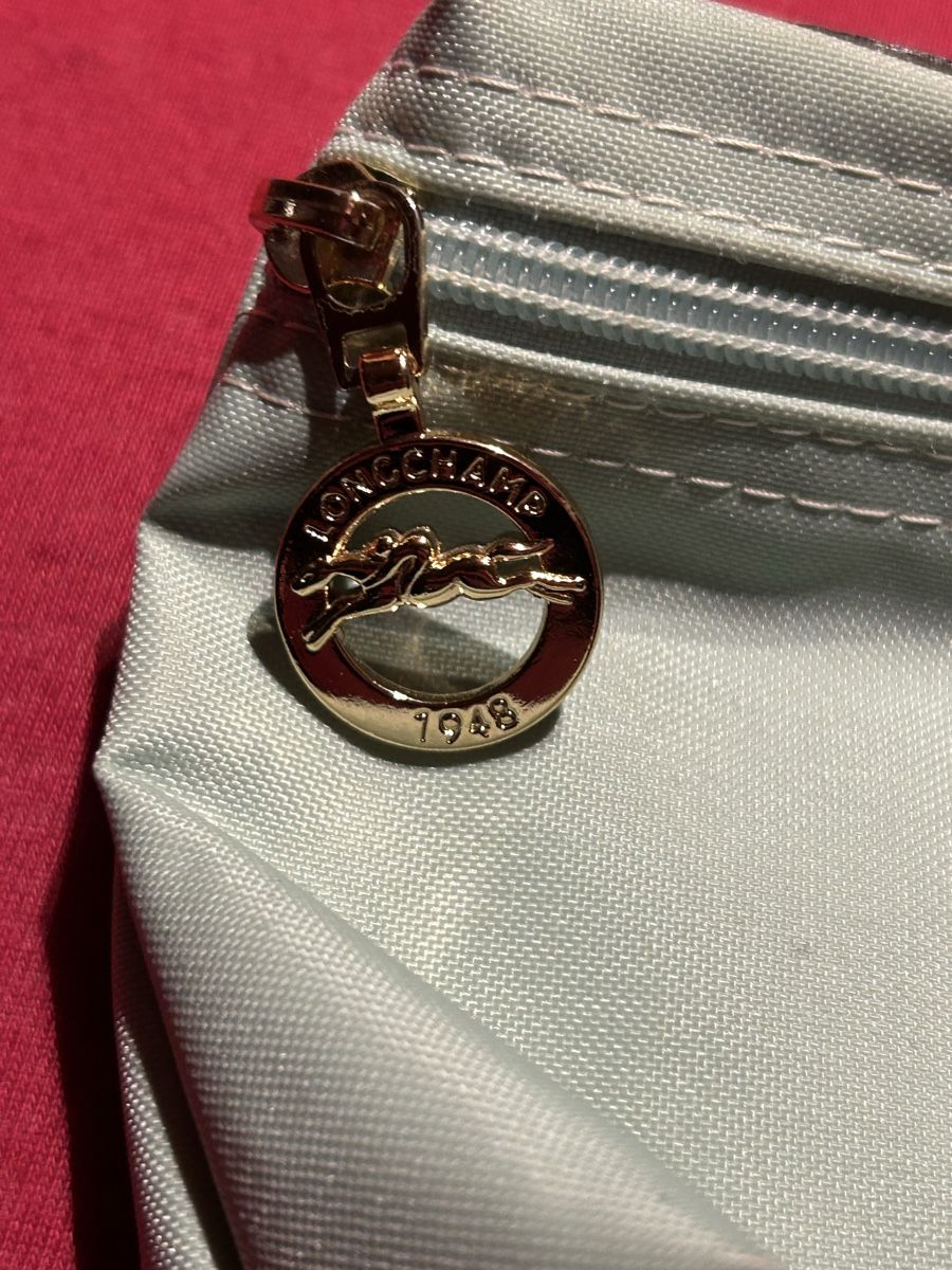 Longchamp Custodie per cosmetici: Kosmetiktasche Longchamp – Usato da Aeschi b. Spiez venduto da davidS744 4