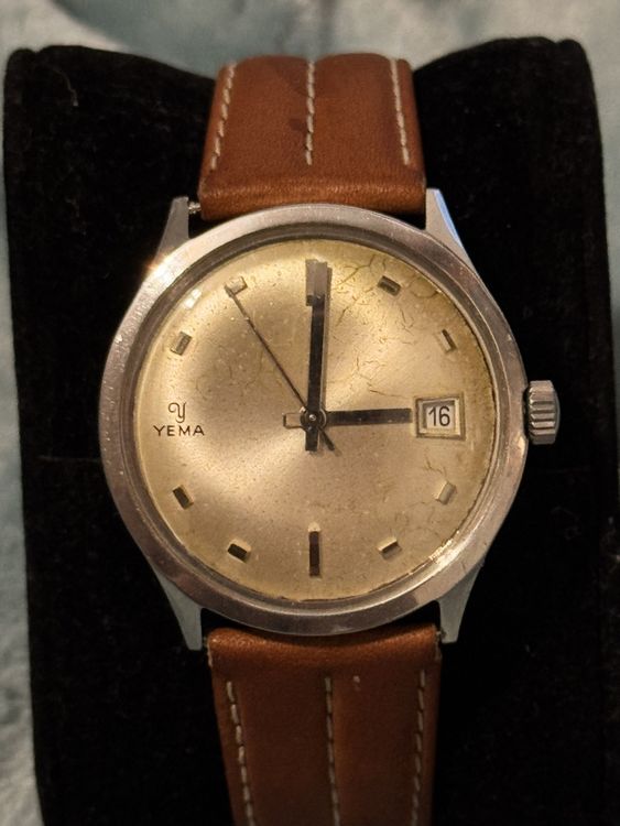 Yema Paris 40m Quartz T2 012 1 - Montre de plongée vintage - Collection - Canada