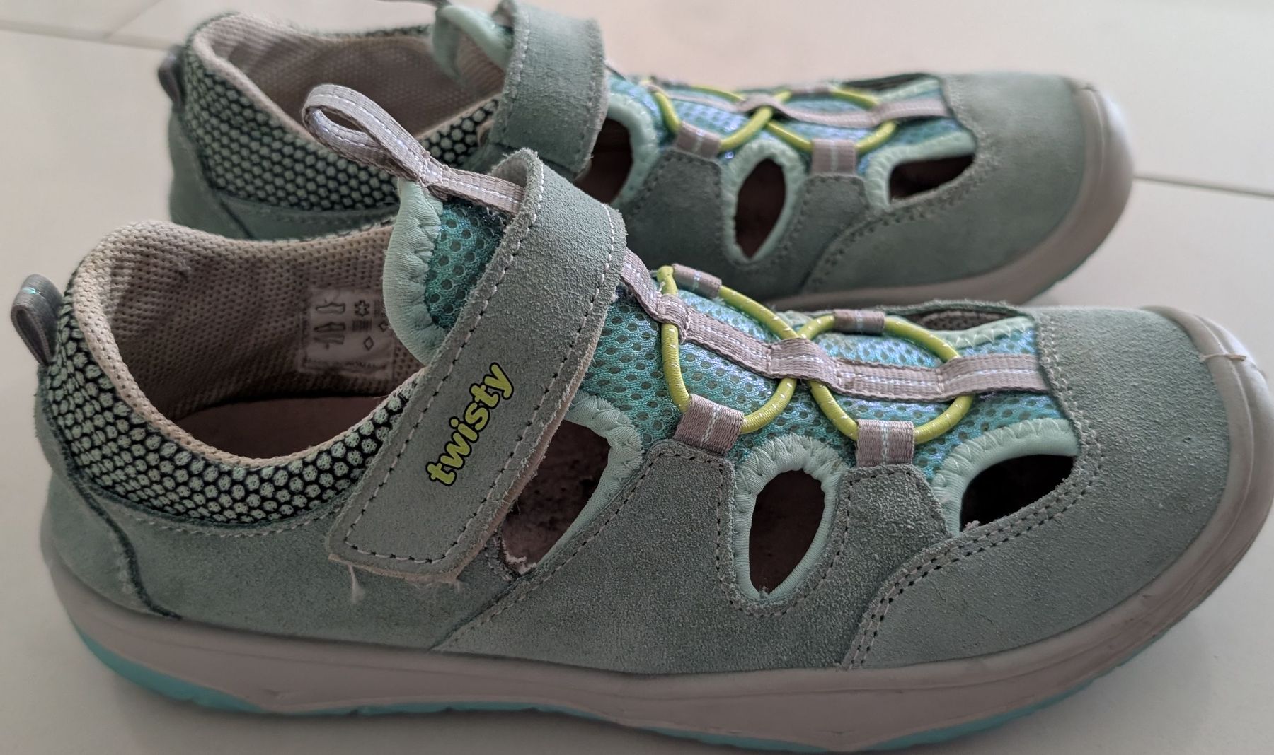 Scarpe per ragazzi: Twisty Sandalen Kinder Grösse 35 – Usato da Rothenburg venduto da Sonne0310