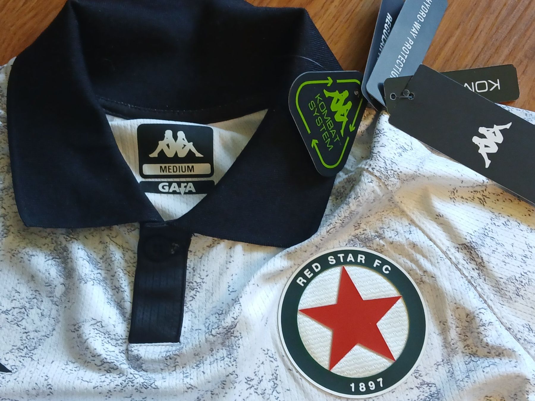 Kappa Canottiere & Pantaloni: Red Star Trikot Grösse M – Nuovo (secondo la descrizione) da Niederried Interl venduto da Icespider 2