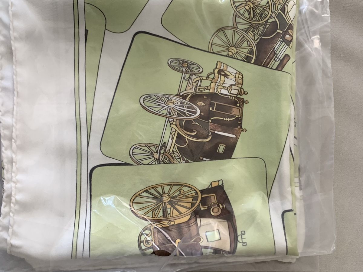 Hermès Foulards & écharpes: Hermes Foulard  – D'occasion à Bergdietikon par zor_856j 7