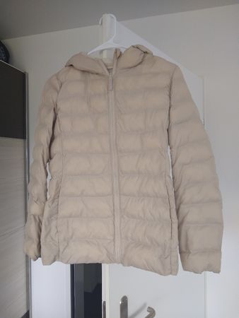 Uniqlo jacket size 13 kids (wore as XS adult)
