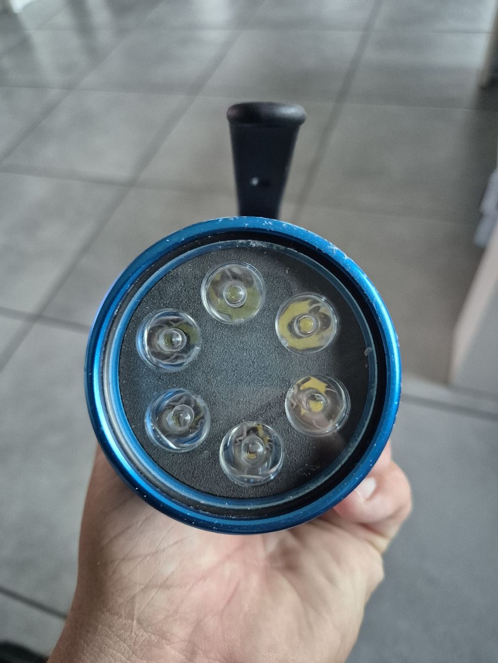 Lampade: Phare de plongée Bersub Variled X2 état correct bleu – Usato da Cornol venduto da blinkie3 2