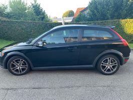 Volvo C30 / 2009 / 172776 KM