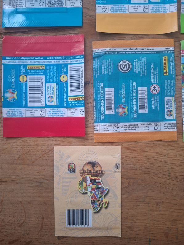 Panini Carte collezionabili: TAUSCHGESCHÄFT PANINI MESSI & RONALDO Stickers 2004 - 2026 – Nuovo (secondo la descrizione) da Horw venduto da Zemmerli 4