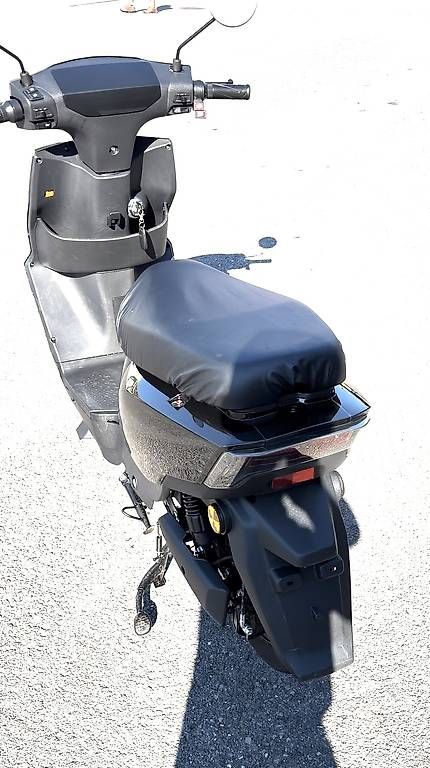 Scooter: V-Scooter E-Roller  Baujahr 2024 – Usato da Wittenbach venduto da 93darian 1