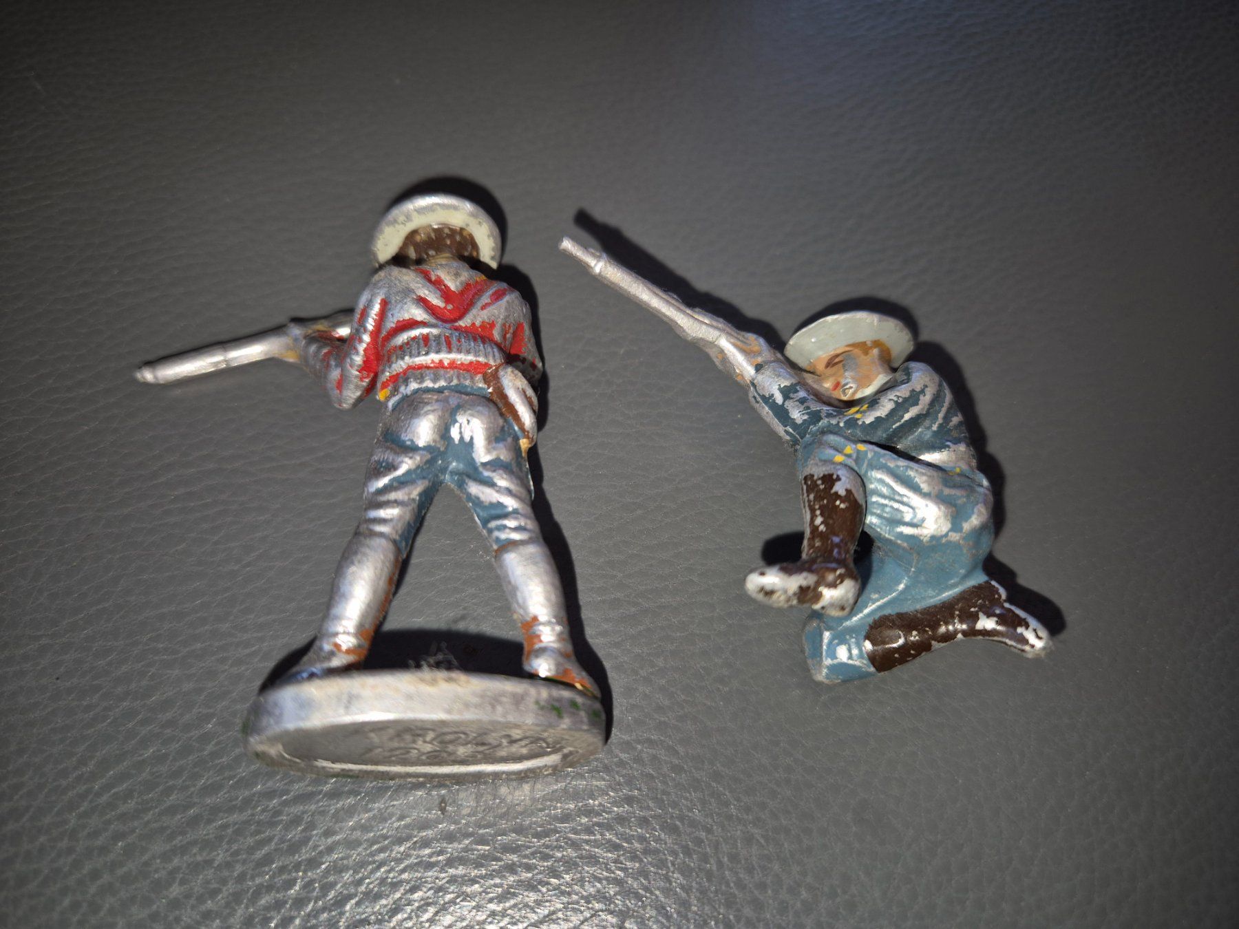 Figurines: 2 KROLYN Figurines en métal – D'occasion à Monthey par McAuthor 5