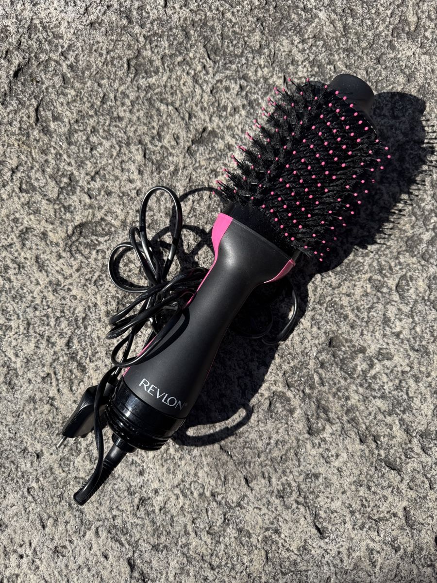 Revlon Asciugacapelli: Revlon One-Step Haartrocknerbürste – Usato da Zürich venduto da emm_8dv2