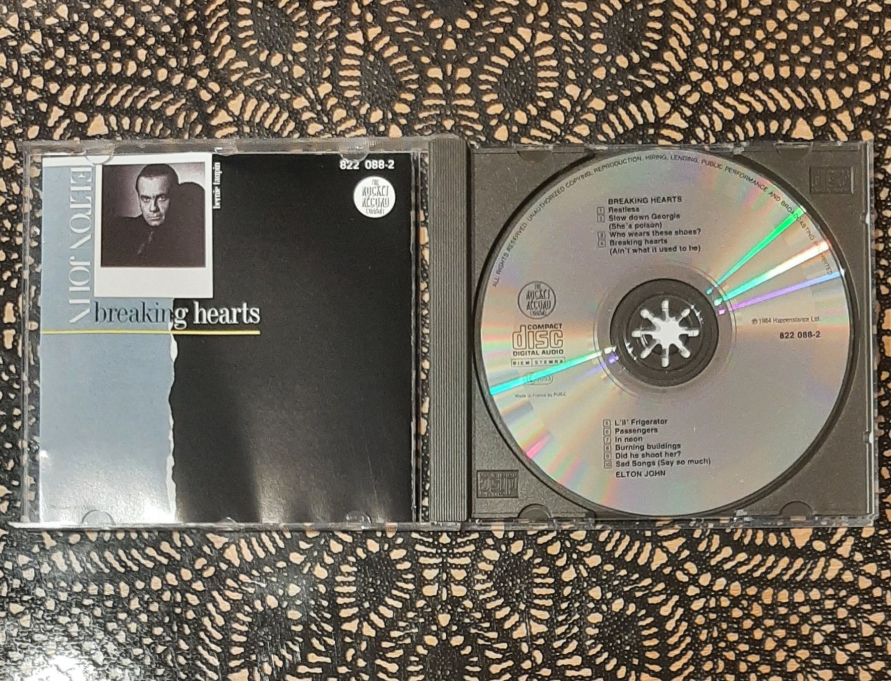 CDs: Elton John - Breaking Hearts, UK Pop Rock CD 1984 – Gebraucht aus Schönenberg TG von breiti12 2