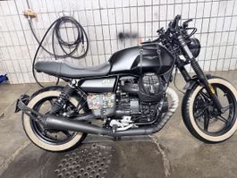 Moto Guzzi V7 Cafe Racer Umbau