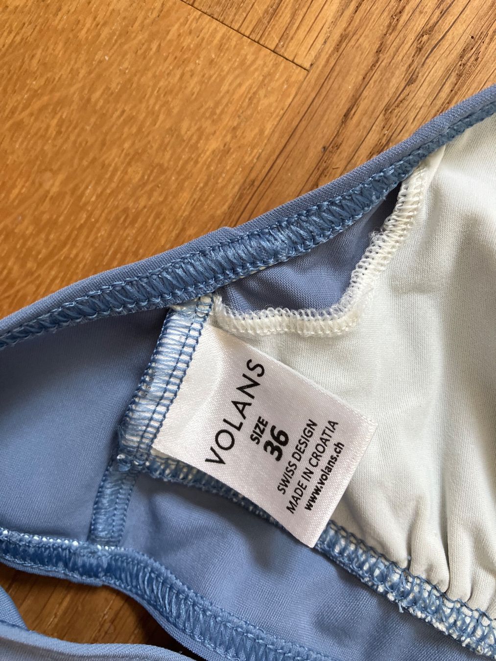 Costumi da bagno & Bikini: Volans KIARA BIKINI TOP gebraucht, Gr. 36 – Usato da Zürich venduto da Virgil77 2