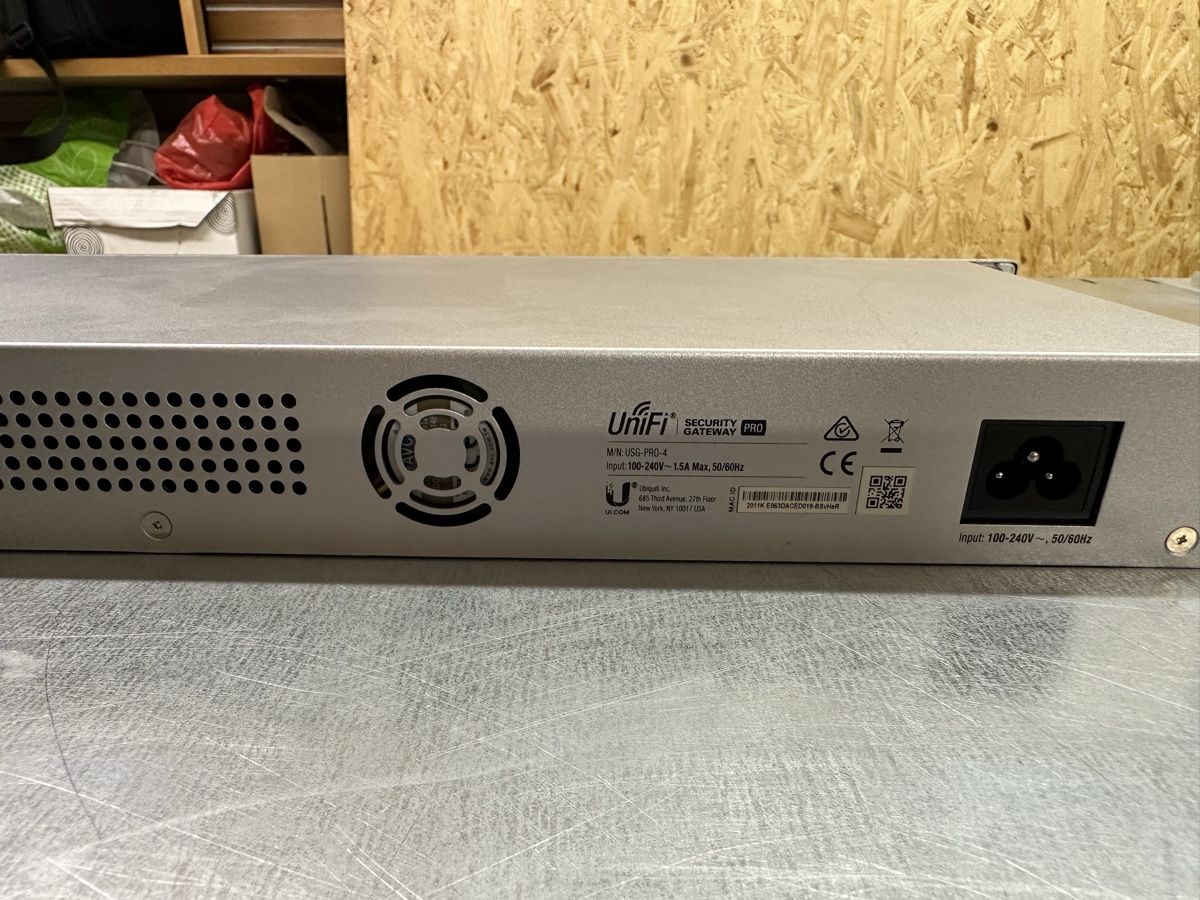 Firewall: UniFi Security Gateway Pro 4 (USG-PRO-4) – Gebraucht aus Luzern von FrankGroebel 1